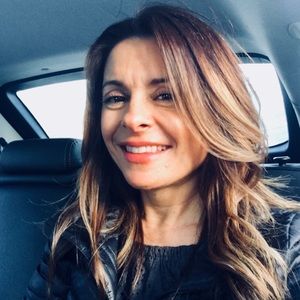 Meet your Posher, Debbie